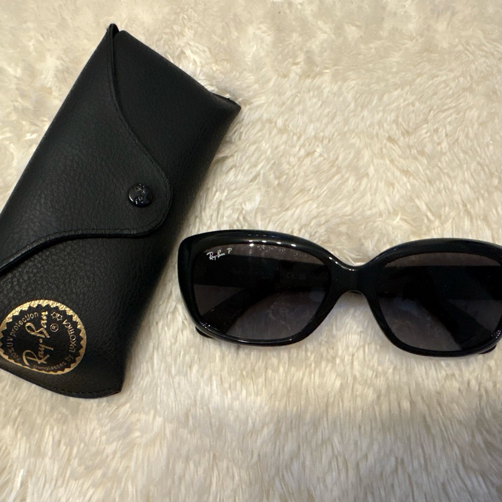 Ray-Ban RB 4101 JACKIE OHH Women's Black Frame Polarized Sunglasses